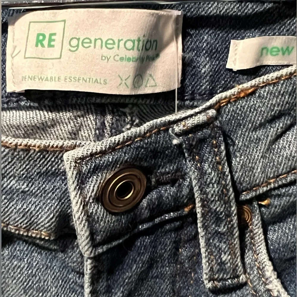 Celebrity Pink Medium Blue Denim Jeans Relaxed Fit Straight Leg 0/24 - Picture 4 of 4